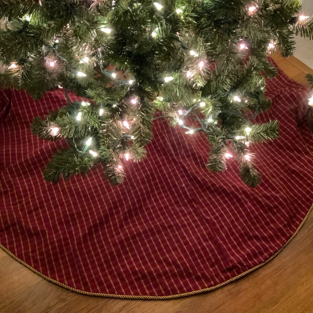 Faux Raw Silk Christmas Tree Skirt Burgundy/Gold